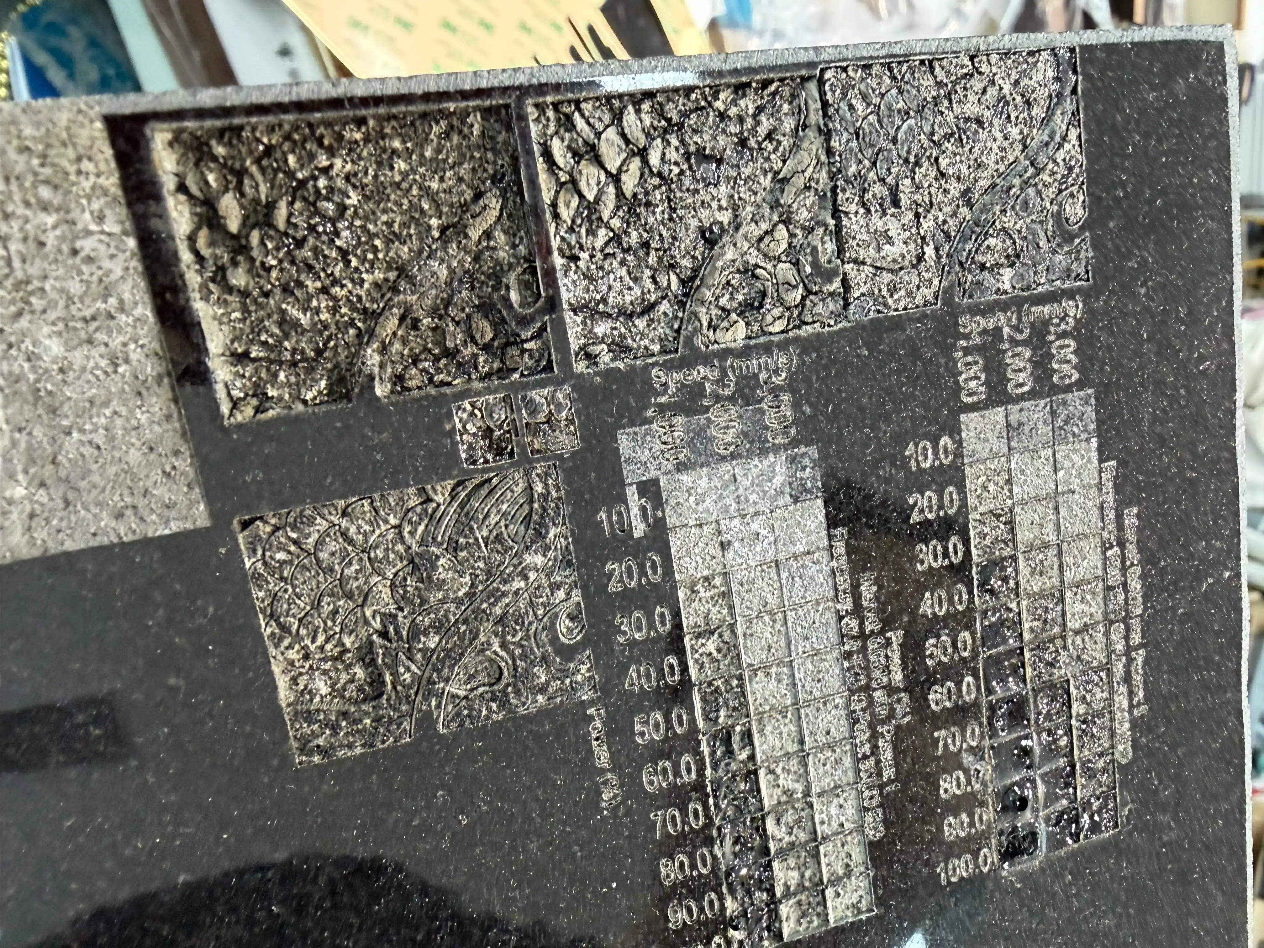 CO ₂ レーザーが付いている深い彫刻のビー玉は結晶化を引き起こすかもしれません。 CO ₂ レーザーが付いている深い彫刻のビー玉は結晶化を引き起こすかもしれません。