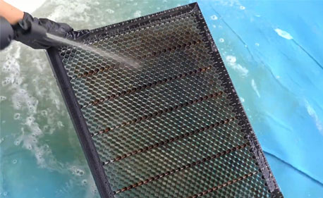 サンダーボルトハニカムパネルをきれいにする方法