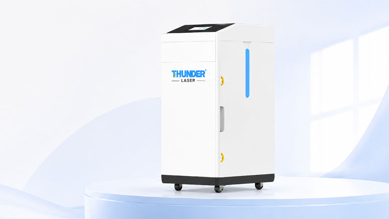 サンダーレーザー打ち上げ
Thunder Air 700ヒュームエクストラクター