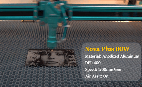 Nova Plus 80Wレーザー写真彫刻-見事な詳細ショーケース