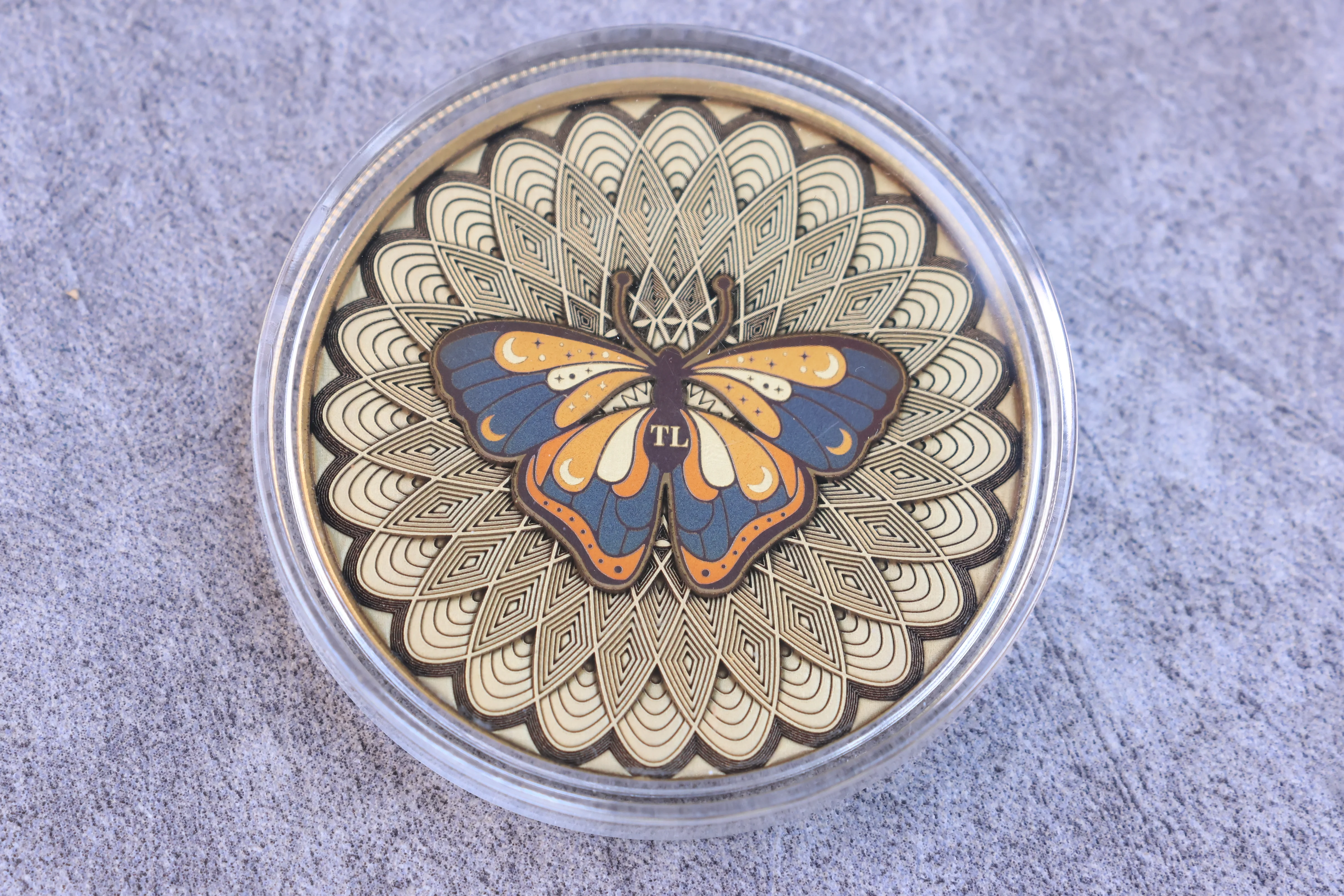laser color mark brass coin laser color mark brass coin